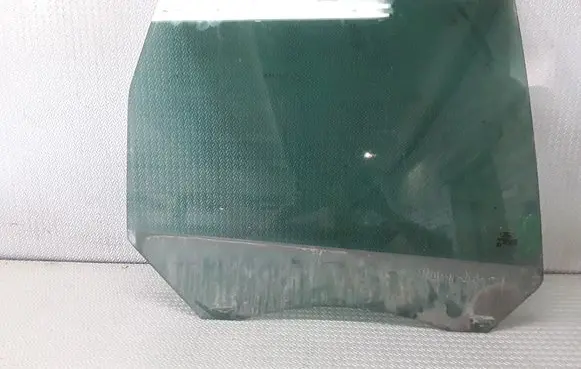 Ford Focus C-MAX Rear door window glass