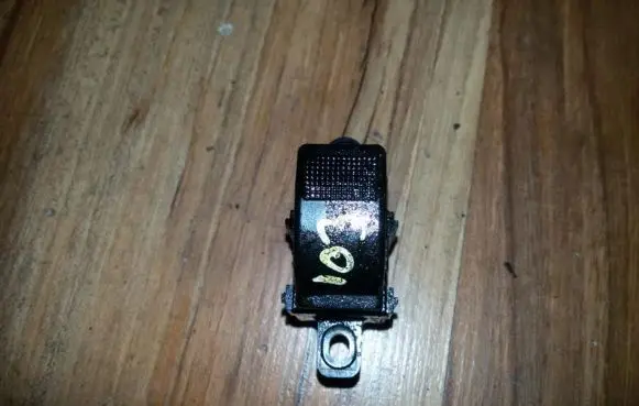 Mazda 6 Electric window control switch
