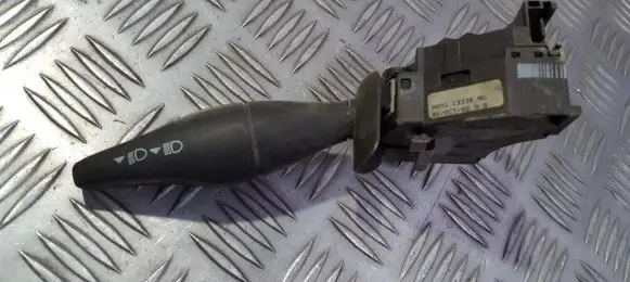 Ford Focus Indicator stalk 98AC13335AC PA66GF30