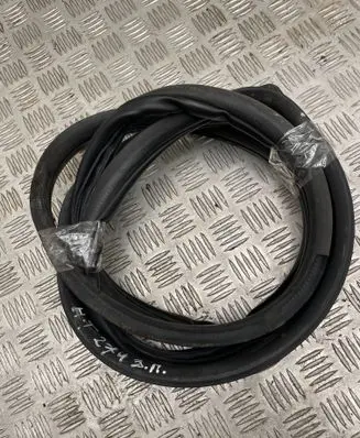 Hyundai Tucson JM Rear door rubber seal (on body) 