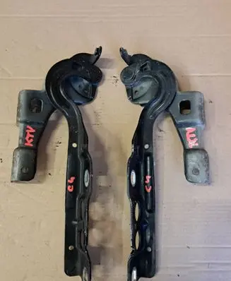 Citroen DS4 Engine bonnet/hood hinges 9687536680 9687515780