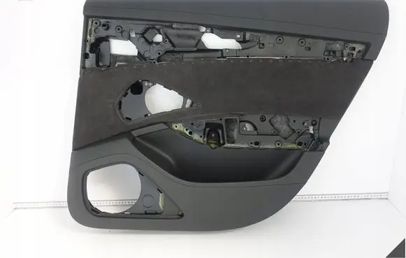 Audi A8 S8 D4 4H Rear door card panel trim 4H0868068