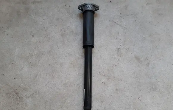 Mercedes-Benz CLS C257 Rear shock absorber/damper A2133201630