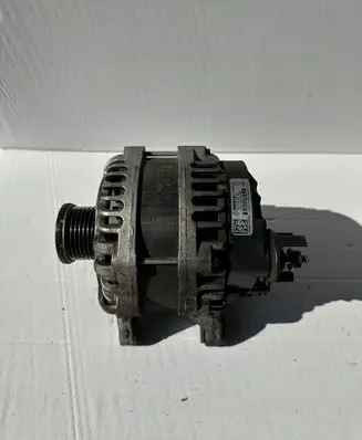 Renault Trafic III (X82) Generator/alternator