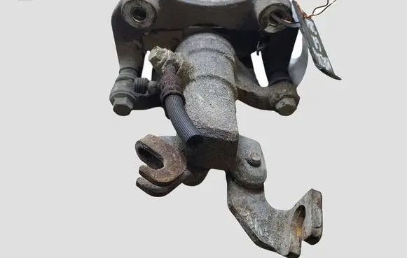 Mazda 6 Rear brake caliper P0837107 200602 10019