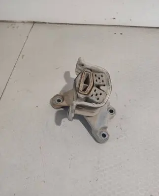 Volkswagen Transporter - Caravelle T5 Gearbox mount 7H0399151G