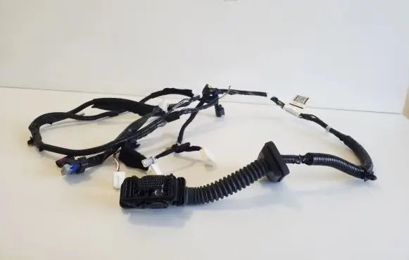 Nissan Qashqai J12 Front door wiring loom 241246UA5C