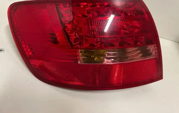 Audi A6 S6 C6 4F Rear/tail lights 4F9945095B 89035316 210805