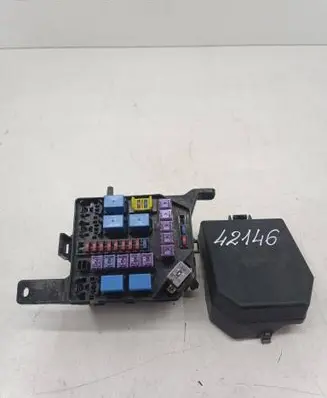 KIA Picanto Fuse module 20061220 133435