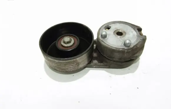 Land Rover Discovery 3 - LR3 Alternator belt tensioner 