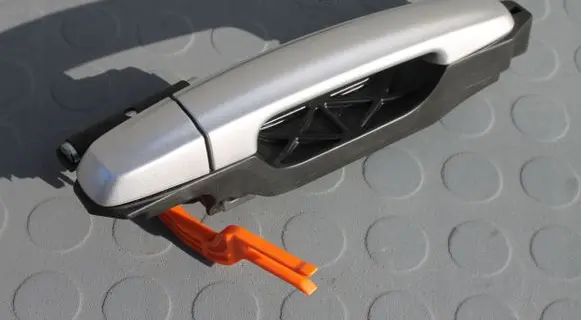 Suzuki SX4 S-Cross Rear door exterior handle