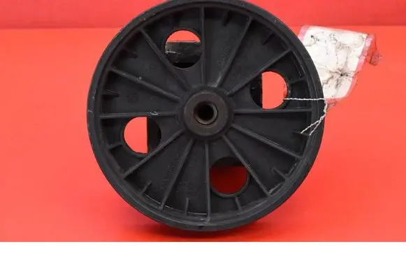 Volvo S60 Power steering pump 30741122