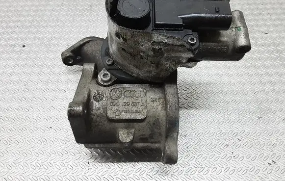 Audi A3 S3 A3 Sportback 8P EGR valve 03G129637A