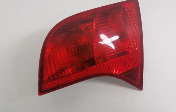 Audi A4 S4 B7 8E 8H Tailgate rear/tail lights 8E9945094