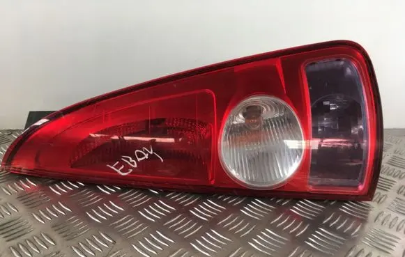 Renault Espace - Grand espace IV Rear/tail lights 8200027152