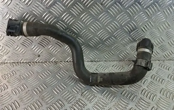 Volvo V40 Engine coolant pipe/hose 31319310