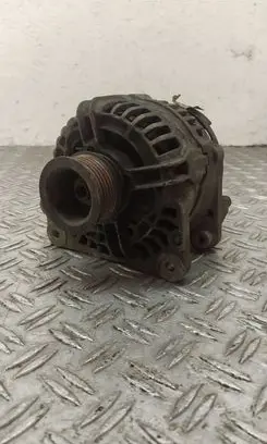Volkswagen Golf IV Generator/alternator YY14221