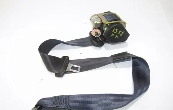 Audi A6 S6 C5 4B Front seatbelt