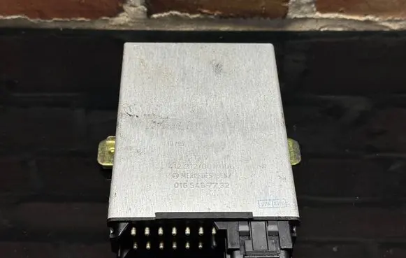 Mercedes-Benz S W140 Engine control unit/module 0165457732