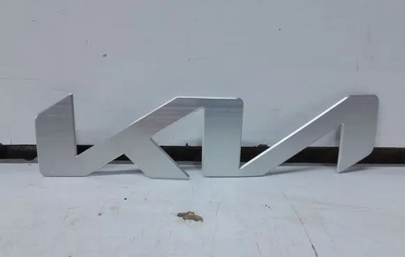 KIA Ceed Manufacturer badge logo/emblem 