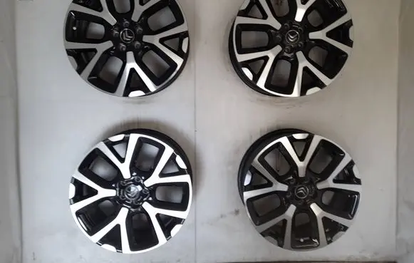 Citroen C5 Aircross R19 alloy rim 9824243777
