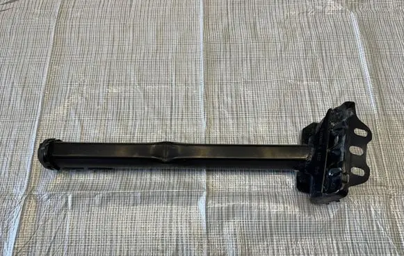 Peugeot 3008 II Front bumper shock/impact absorber 9830019380