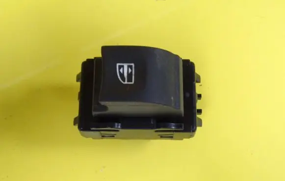 Renault Megane III Electric window control switch 254010003R