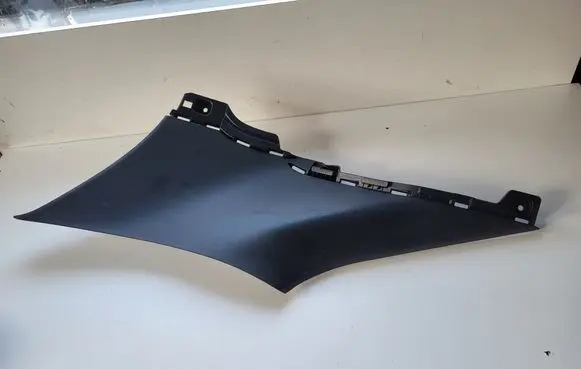 KIA Xceed (D)pillar trim (top) 