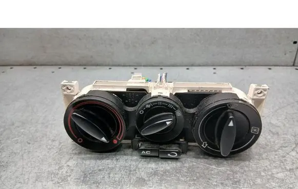 Seat Toledo II (1M) Air conditioning/heating control unit 1M0820045A