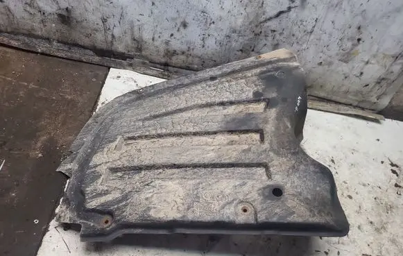 Volkswagen PASSAT B6 Rear underbody cover/under tray 3C0825216A