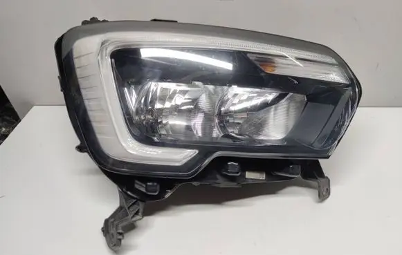 Renault Master III Headlight/headlamp 260105567R