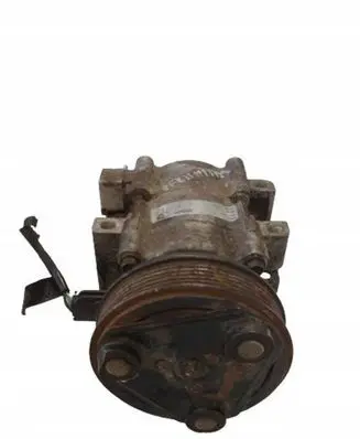 Ford Focus Air conditioning (A/C) compressor (pump) 8FK351113391