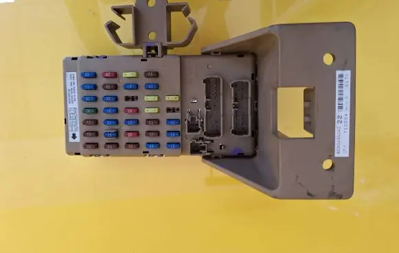 Subaru Impreza III Fuse module 82201ag041