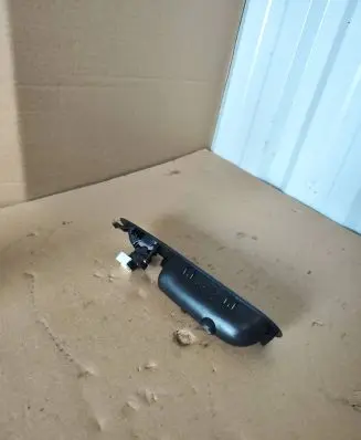 Honda HR-V Front door window switch trim 83520S2HG000