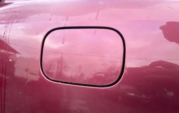 Audi A4 S4 B6 8E 8H Fuel tank cap trim 