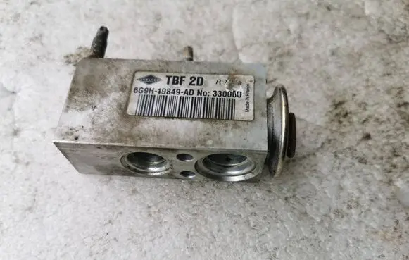 Ford Mondeo MK IV Air conditioning (A/C) expansion valve TBF2D 6G9H19849AD