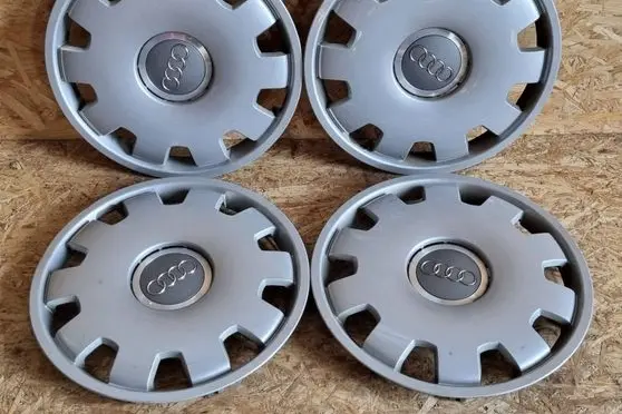 Audi A4 S4 B7 8E 8H R16 wheel hub/cap/trim 4B0601147D