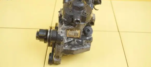 Volvo XC60 Fuel injection high pressure pump 0445010618 30SP22