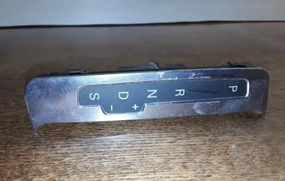 Audi A6 S6 C6 4F Gear shift selector indicator 4F1713463B
