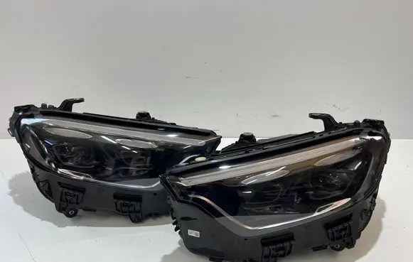 Mercedes-Benz GLC C254 Headlights/headlamps set A2549063102