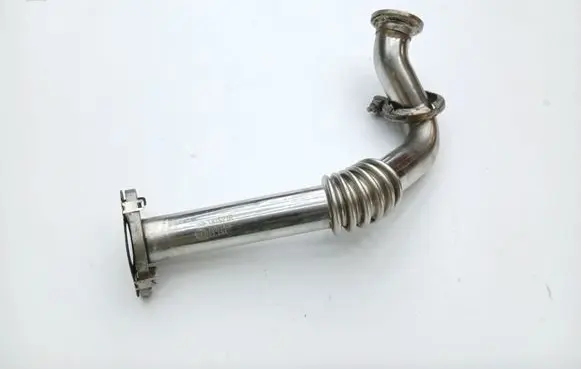 Volkswagen Touran II EGR valve line/pipe/hose 03L131521R