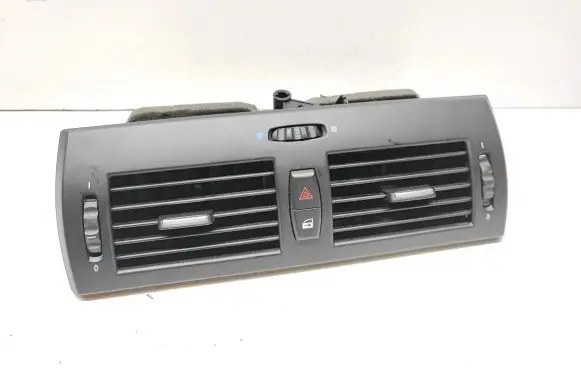 BMW X3 E83 Dash center air vent grill 3400074