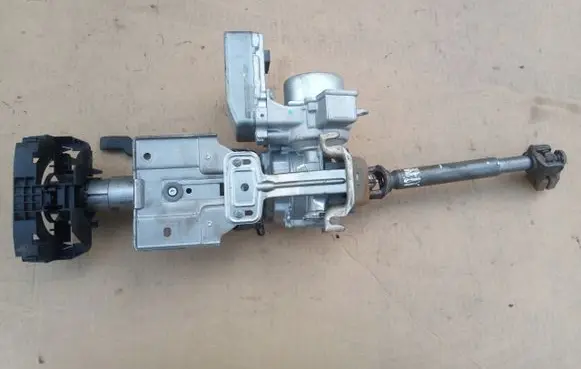 Ford Fiesta Steering wheel axle set 8V513C529JR