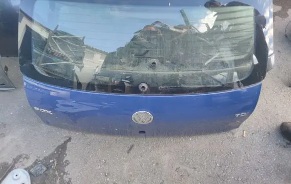 Volkswagen Fox Tailgate/trunk/boot lid