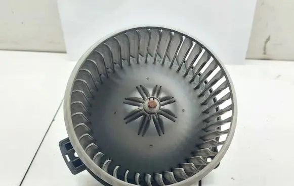 Toyota Corolla Verso E121 Heater fan/blower 1940001510