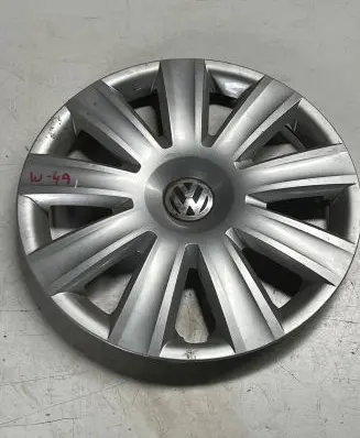Volkswagen Sharan R16 wheel hub/cap/trim 7N0601147