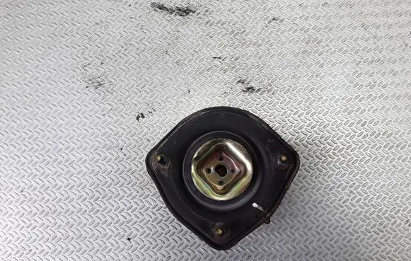 Toyota Avensis T250 Rear coil spring rubber mount 