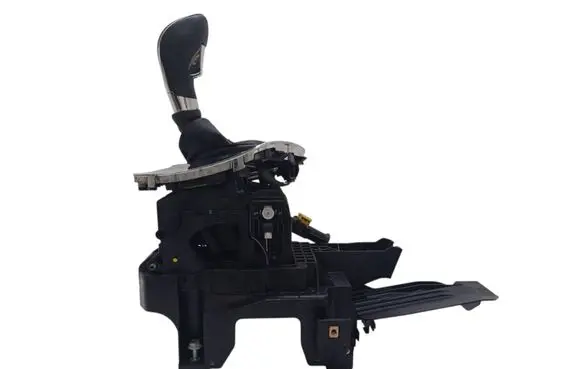 Opel Insignia A Gear shifter/selector 13306867 00032888 565537081