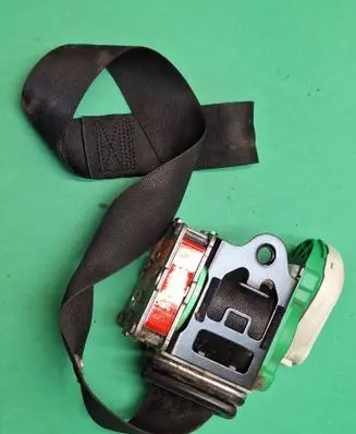 Mercedes-Benz CLK A209 C209 Front seatbelt 0715D6L235