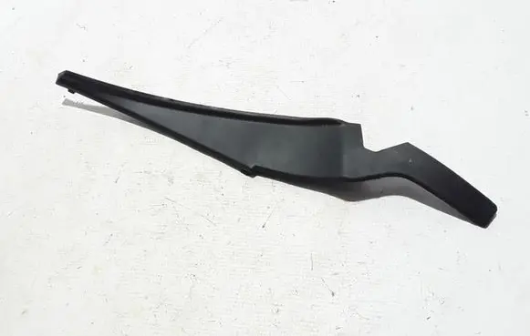 Renault Kadjar Wiper trim 727608752R